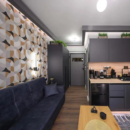 Lussuoso Casa 2 * Патра